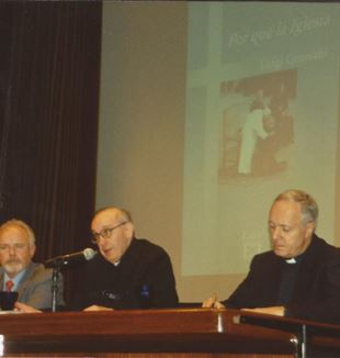 Aníbal Fonrari, Card. Bergoglio, p. Mario Peretti : Presentación Libro Porque la Iglesia (2005)